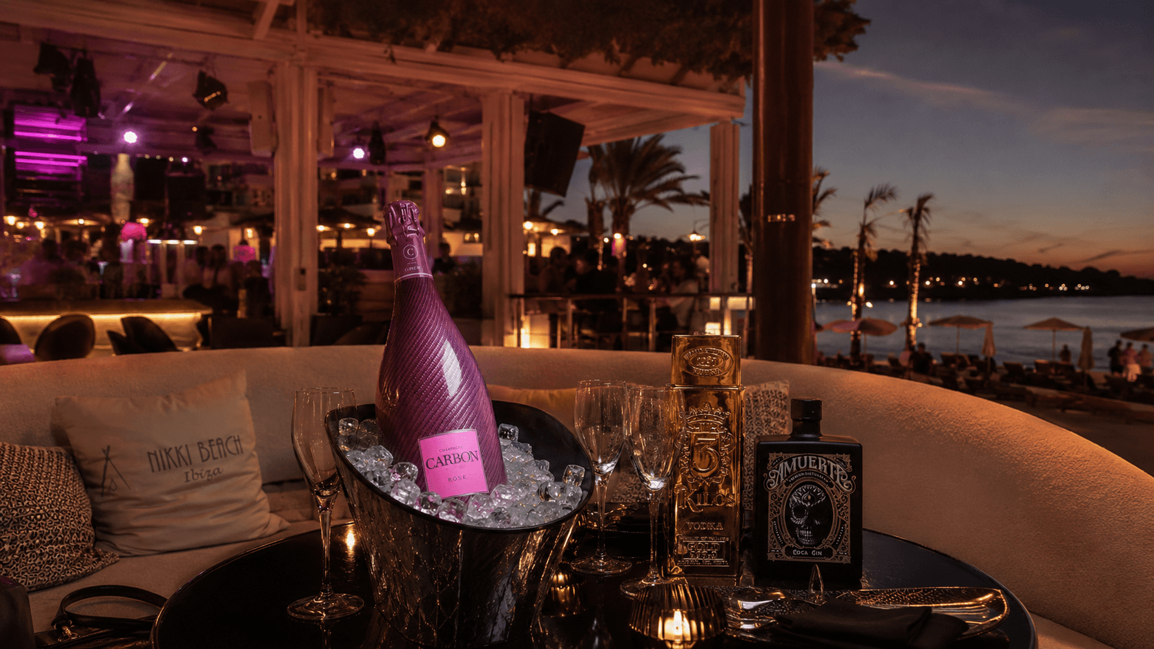 Terraces and VIP spaces